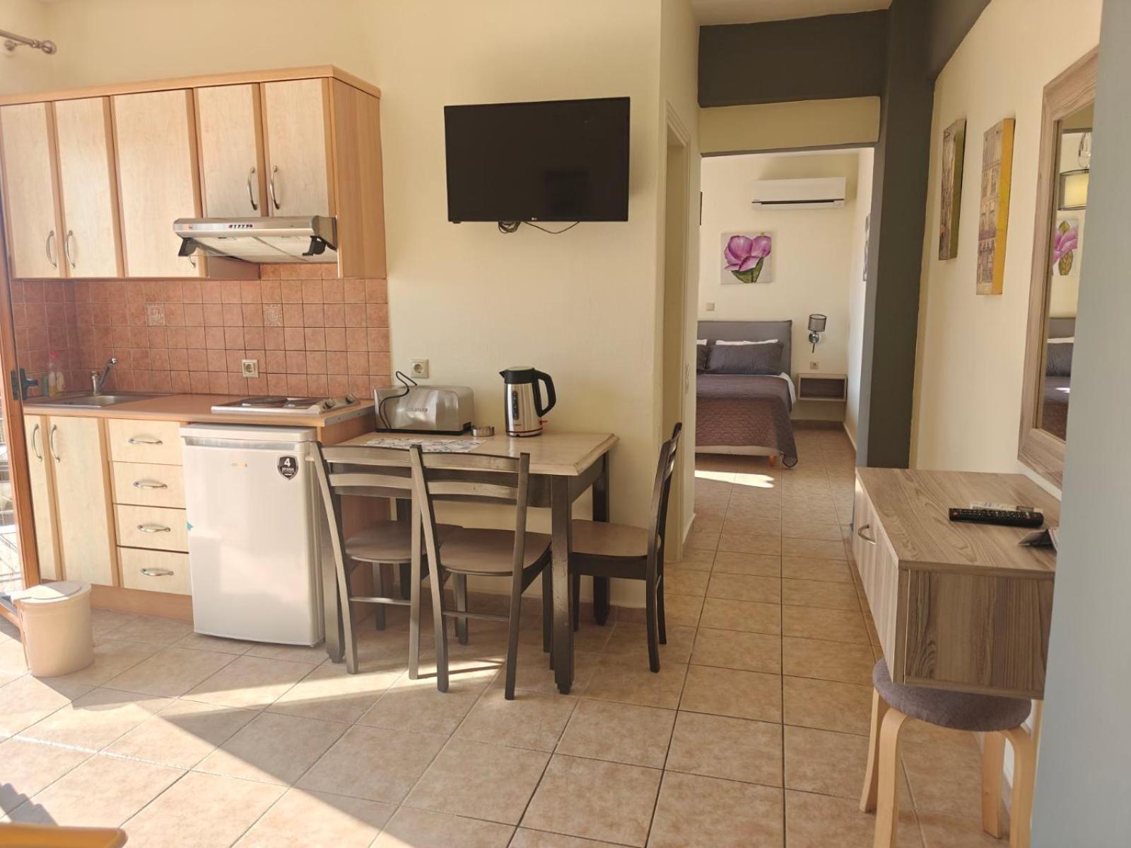 Helen'S Studios & Apartments Skala  Luaran gambar
